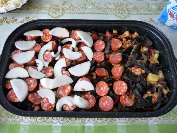 Zapekané zemiaky s fazuľou (fotorecept) - obrázok 3