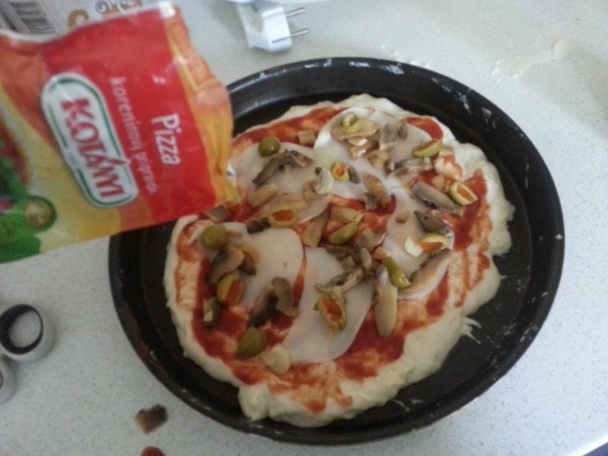 Pizza z misky rýchlokysky (fotorecept) - obrázok 10