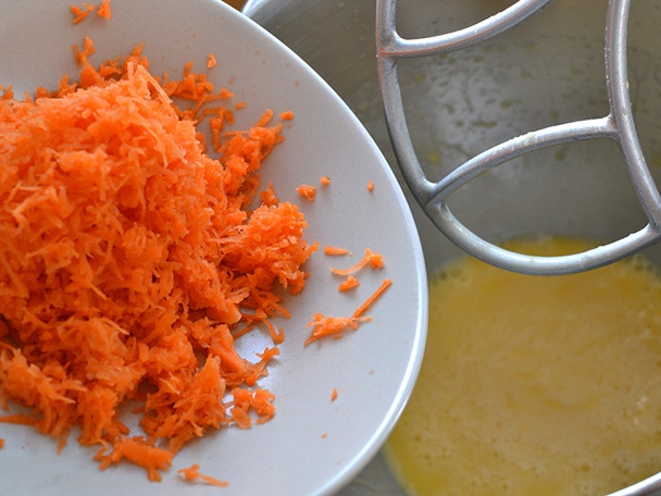 Bezlepkové jarné cupcakes s fialkami (fotorecept) - obrázok 1