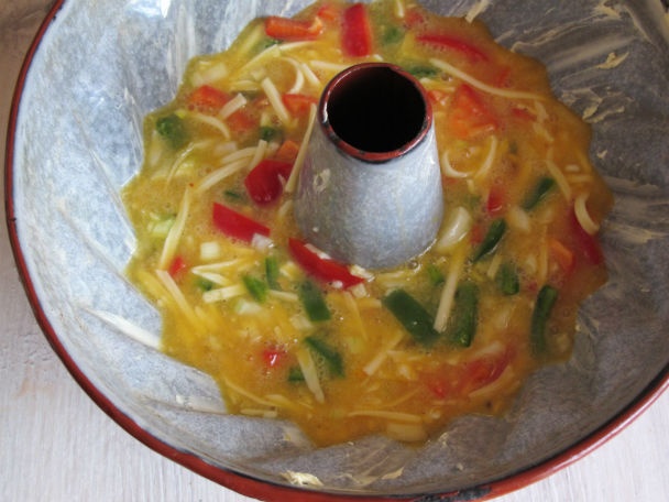 Vaječná raňajková bábovka s paprikou a so syrom (fotorecept) - obrázok 5