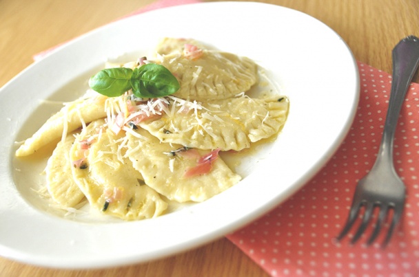 Tripple cheese ravioli s maslovovo-citrónovou omáčkou - obrázok 4