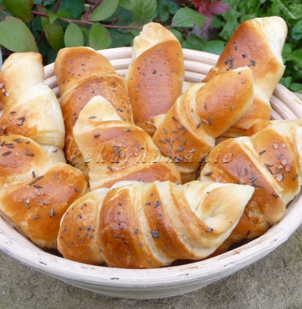 Chřupáčky z kynutého lístkového těsta (fotorecept) - obrázok 16