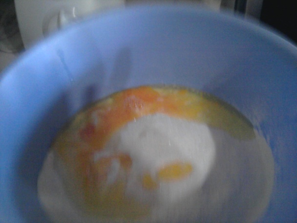 Kysnutý slivkový koláč s drobenkou (fotorecept) - obrázok 1