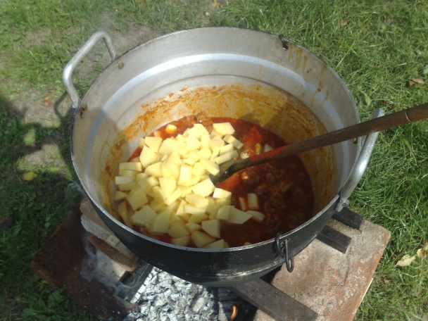 Kotlíkový guláš (fotorecept) - obrázok 3