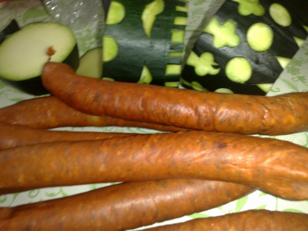 Klobása v cuketovom opasku (fotorecept) - obrázok 2