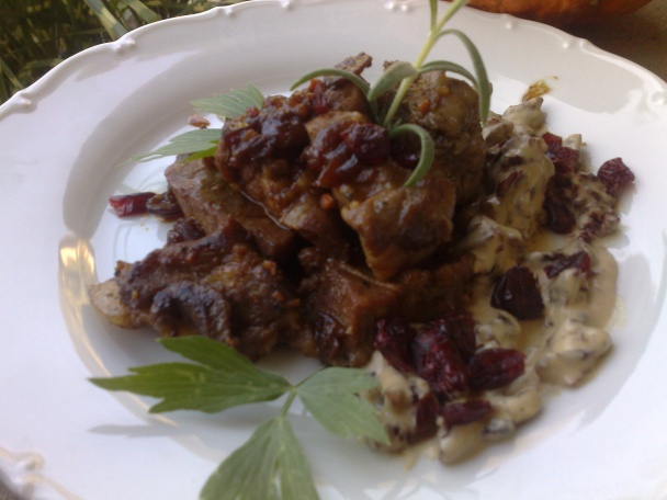 Bravčová krkovička s brusnicami (fotorecept) - obrázok 4