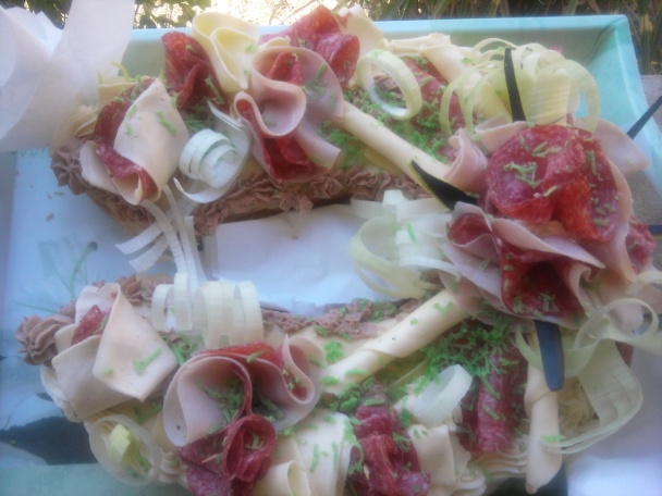 Slaná torta na oslavu (fotorecept) - obrázok 7