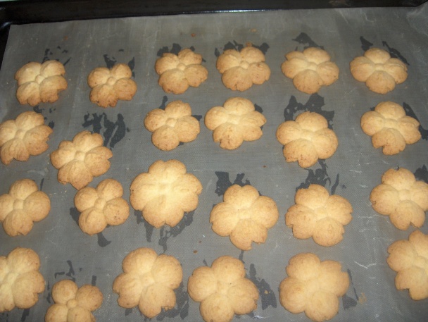 Vianočné lisované keksíky (fotorecept) - obrázok 3