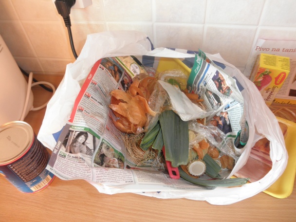 Mäso utopené v kečupovom pive (fotorecept) - obrázok 5