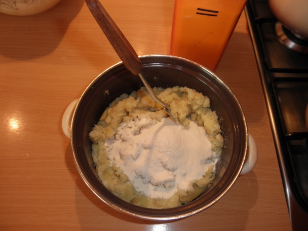 Mäso utopené v kečupovom pive (fotorecept) - obrázok 13