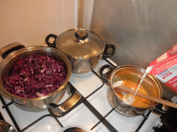 Cesnačka ako má byť a kuracie nohy na  šalotke v čiernom pive - obrázok 7