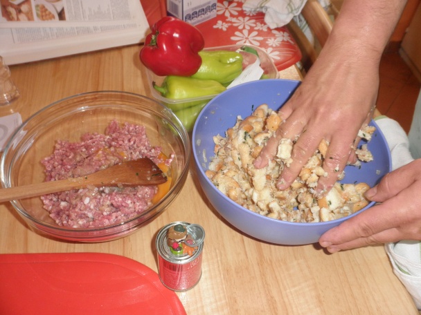 Plnená paprika a žemľová knedľa k tomu - obrázok 7