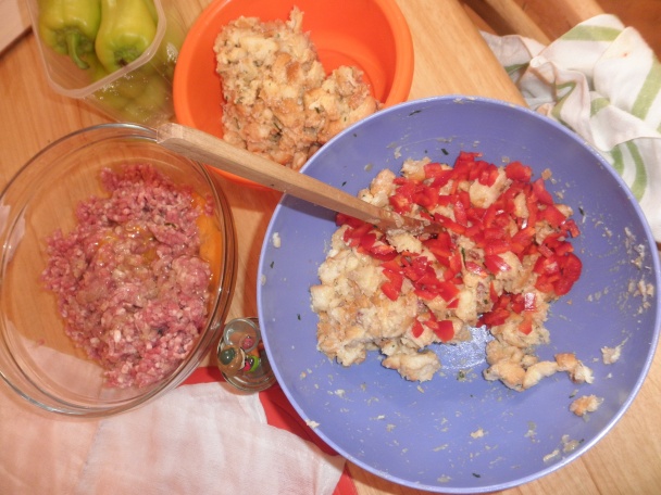 Plnená paprika a žemľová knedľa k tomu - obrázok 8