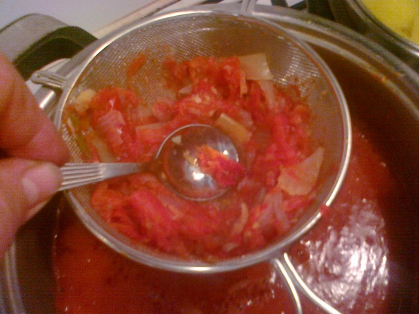Poctivá paradajková omáčka k varenej hovädzinke - obrázok 8