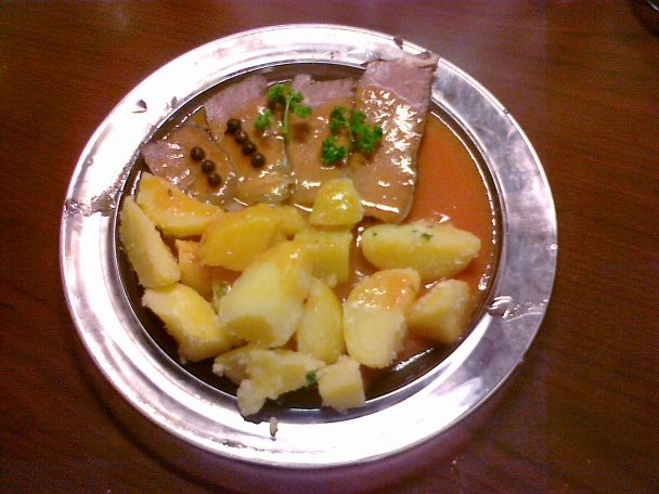 Poctivá paradajková omáčka k varenej hovädzinke - obrázok 10