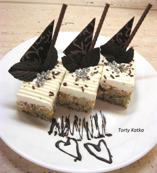 Jablkovo-makový oblíž prst (fotorecept) - obrázok 7