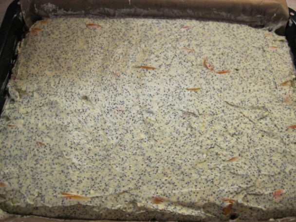 Makovo-marhuľový obrátený koláč - obrázok 4