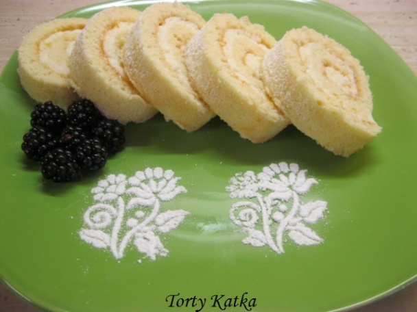 Tvarohová roláda s príchuťou kokosu - obrázok 3