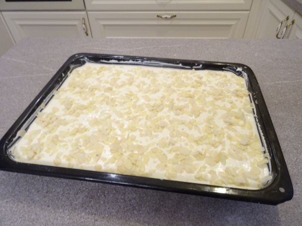 Tvarohový rez so slaným karamelom (fotorecept) - obrázok 4