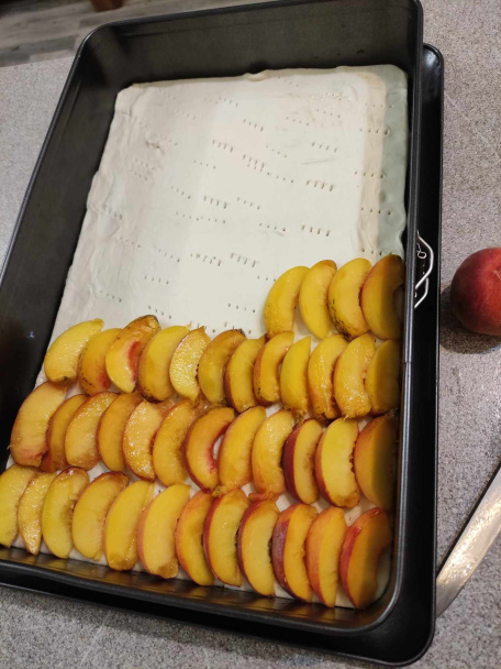 Pudingové rezy z lístkového cesta s broskyňami (fotorecept) - obrázok 2