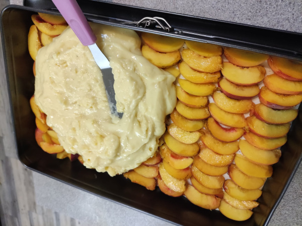 Pudingové rezy z lístkového cesta s broskyňami (fotorecept) - obrázok 3
