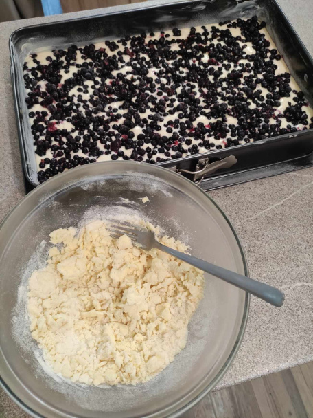 Hrnčekový čučoriedkový koláčik zo šľahačky (fotorecept) - obrázok 2