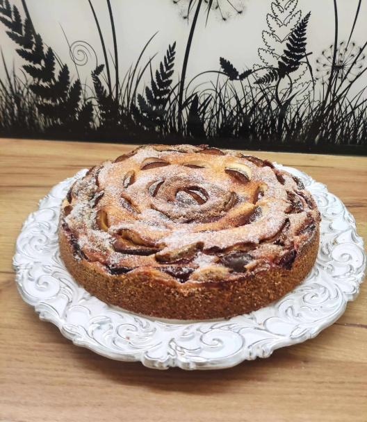 Hrnčekový makovec s tvarohom a slivkami (fotorecept) - obrázok 4