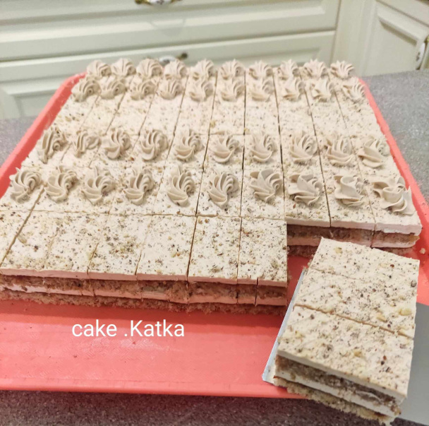 Orieškovo-kávové rezy - obrázok 3