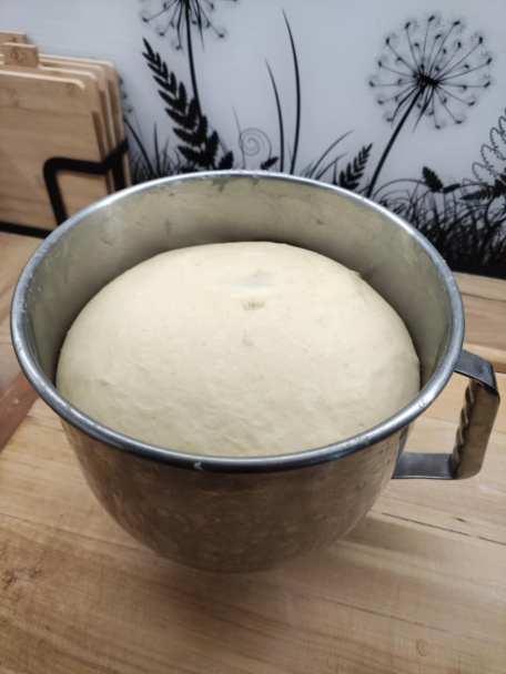 Pirôžky, šišky a buchtičky z jedného cesta (fotorecept) - obrázok 1
