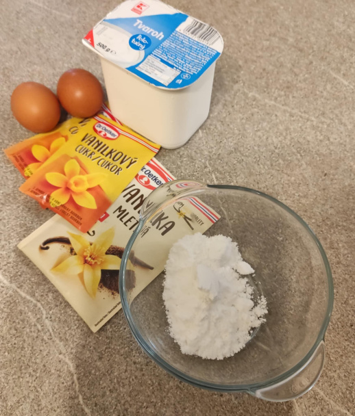 Tvarohový koláč s jahodami (fotorecept) - obrázok 1