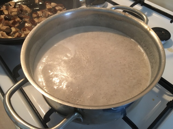 Hubová krémová polievka (fotorecept) - obrázok 5