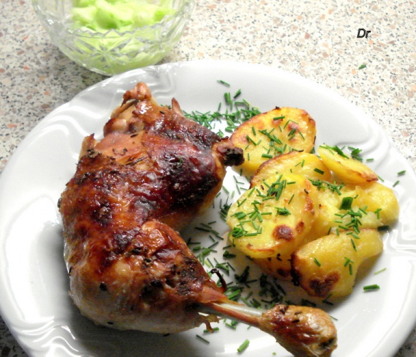 Pečené kura na pečených zemiakoch - obrázok 3