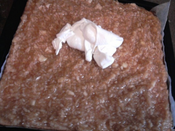 Bezlepkový jablkový koláč s perinkou (fotorecept) - obrázok 4