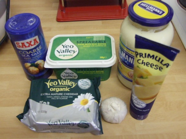 Cesnakovo-syrová natierka - obrázok 1