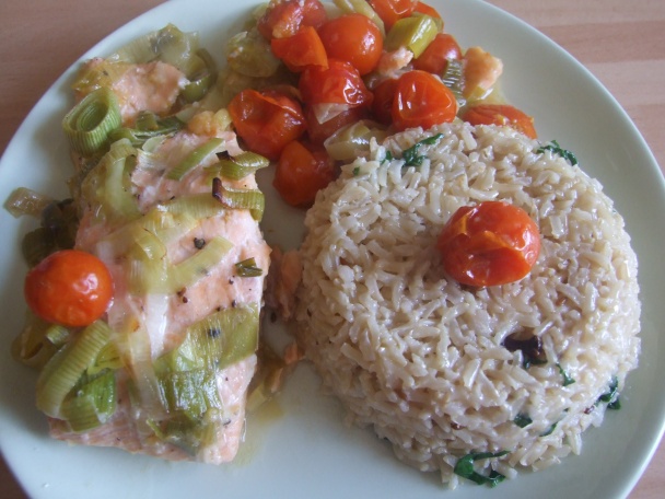 Pečený losos s cherry paradajkami a pórkom (fotorecept) - obrázok 6