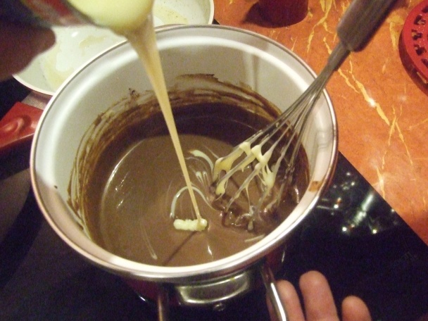 Skvelý čokoládový likér (fotorecept) - obrázok 2