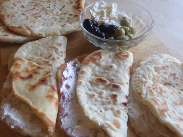 Chlebová placka s čerstvým syrom (fotorecept) - obrázok 4