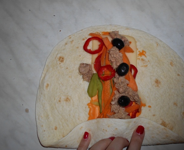 Rýchla a chutná plnená tortila (fotorecept) - obrázok 6