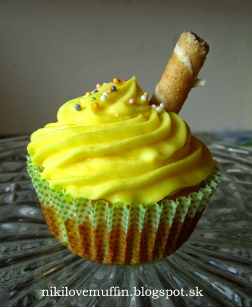 Ananásové cupcakes - obrázok 2