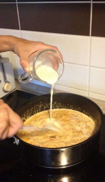 Špagety s paradajkovo-smotanovou omáčkou (fotorecept) - obrázok 4