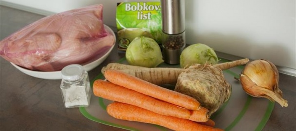 Poctivý slepačí vývar zlatá polievka (fotorecept) - obrázok 1