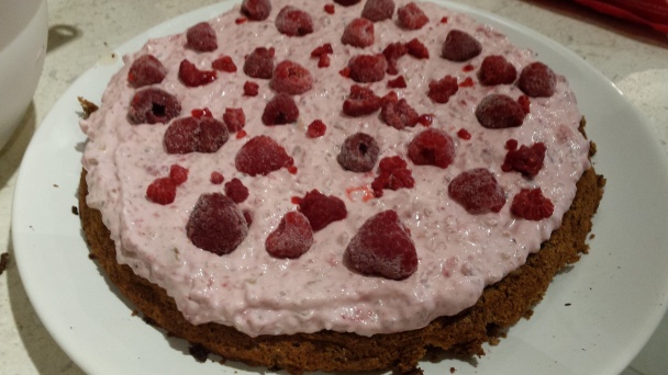 Malinovo-orechová torta bez múky (fotorecept) - obrázok 5