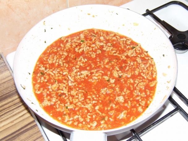 Mäsovo-paradajková omáčka na spaghetti (fotorecept) - obrázok 3