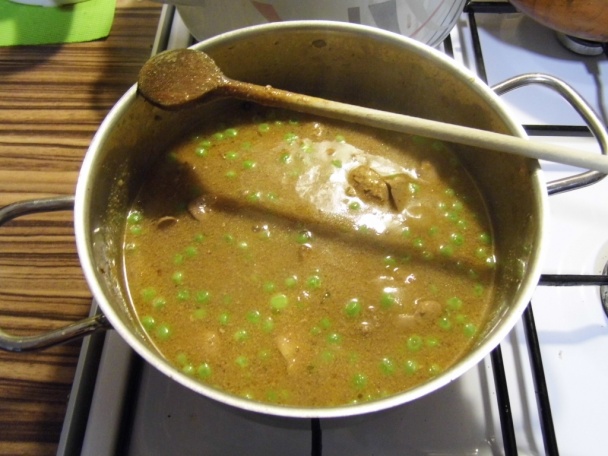 Kuracie pečienky s hráškom (fotorecept) - obrázok 8