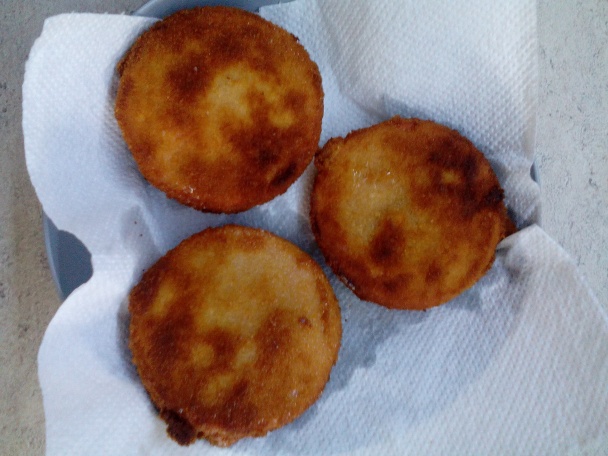 Vyprážaná diétna saláma so syrom (fotorecept) - obrázok 6