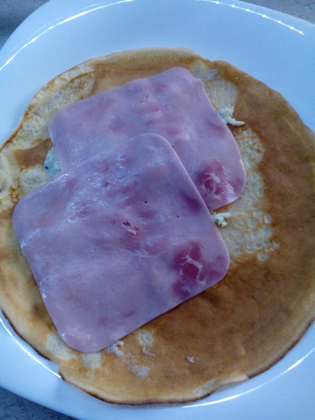Slané plnené špaldové palacinky - obrázok 7