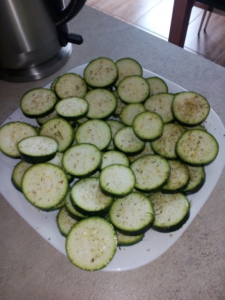 Zapekané zemiaky s cuketou (fotorecept) - obrázok 2