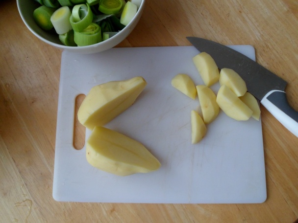 Pórovo-zemiakový krém s kokosovým mliekom a limetovou šťavou(fotorecept) - obrázok 2