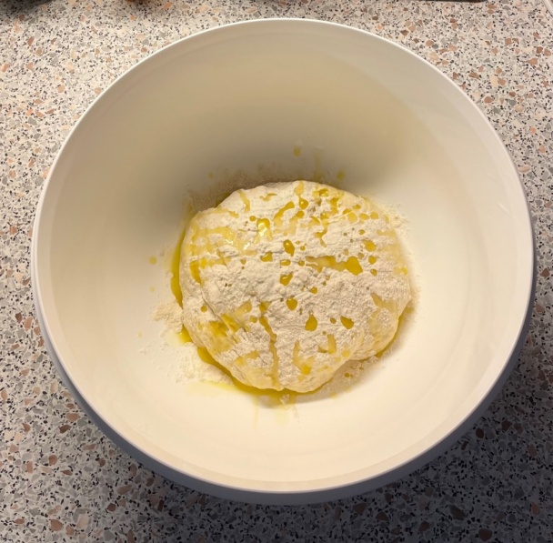 Tradičná cesnaková focaccia s rozmarínom (fotorecept) - obrázok 3