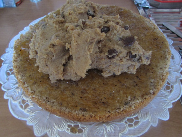 Rezy plnené piškotovo-orechovým krémom na spôsob torty (fotorecept) - obrázok 4